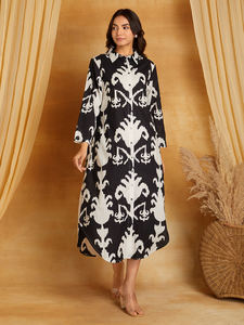 ชุดเสื้อผ้าขายดีรุ่นใหม่ล่าสุด พร้อมเสื้อพิมพ์ลายดอกไม้ สำหรับทุกโอกาส ทุกฤดูกาล ผลิตจากวัสดุรีไซเคิล จากซัพพลายเออร์อินเดีย - Product Image 4