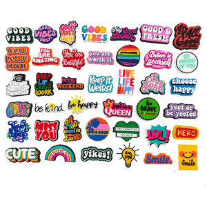 Charmes de chaussures en PVC de luxe personnalisés en gros, décoration de chaussures, charmes de chaussures de dessin animé - Product Image 2