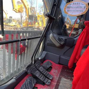 La pelle hydraulique sur chenilles Volvo EC210D avec moteur et moteur haut de gamme offre des performances exceptionnelles à un prix - Product Image 5