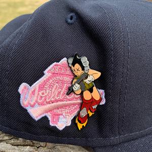 Hoge kwaliteit baseball anime pet-speld en petclip, op maat gemaakte Mexicaanse charms, metalen geanimeerde pistool emaille pet-speld - Product Image 4