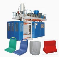 Moulage par soufflage de diverses tables, chaises et meubles