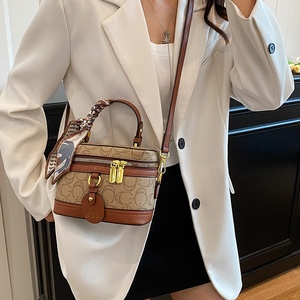 Bolsos de Diseño Versátiles Tipo Cubo para Mujer, Bolso de Mano, Novedad 2026, Casual, de Hombro y Cruzado, con Cierre de Cremallera, Tamaño Pequeño - Product Image 2