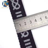 Sangle en polyester durable personnalisée de 32 mm, sangle jacquard non élastique pour vêtements, sacs, chaussures