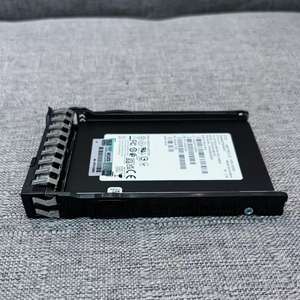 Unidad de Estado Sólido (SSD) HPE P40497-B21 de 480 GB SATA 6G de Lectura Intensiva SFF BC con Conexión en Caliente para Servidores Gen10/Gen10 Plus/Gen11 - Product Image 2