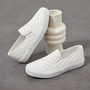 סיטונאי Xustom לוגו גבירותיי רך עור רקום טריז העקב להחליק על דירות נעליים יומיומיות לנשים חדש סגנון - Product Image 5