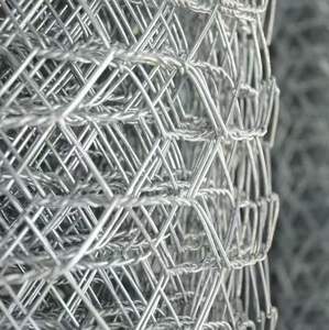 Malla de Alambre Hexagonal Soldada Galvanizada Plateada de 0.5-14 mm, Malla de Alambre para Construcción con Resistencia a la Oxidación para Jaulas, Tamaños Personalizados - Product Image 3