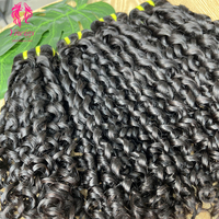 Extensions de tissage de cheveux humains vierges avec boucles pixie brésiliennes, double trame 100% paquets de cheveux humains bouclés avec coupe pixie vierge