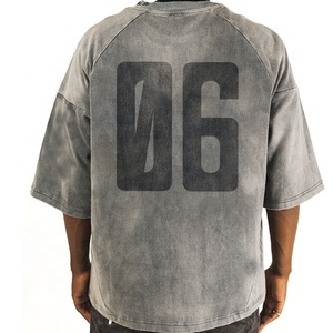 เสื้อยืดผู้ชายแขนสั้นมีตัวอักษรตัวเลขกรดแขนสั้น Raglan แบบย้อนยุค - Product Image 5