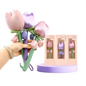 Marteau de <span class=keywords><strong>massage</strong></span> aux herbes de <span class=keywords><strong>tulipe</strong></span> et d'armoise avec fonction musicale - Cadeau de bien-être pour le tapotement des méridiens et la moxibustion - Vente en gros pour les fêtes - Product Image 1