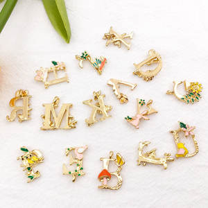 Nouveau pendentif moderne en alliage de lettres florales à la mode DIY collier et accessoires de bracelet - Product Image 4