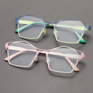 แว่นตาออพติคอลกันแสงสีฟ้าแบบกึ่งไร้กรอบ ลายทางสีชมพู สไตล์เรโทร ยูนิเซ็กส์ รุ่นใหม่ล่าสุดจากโรงงาน Sunray OEM ODM - Product Image 5