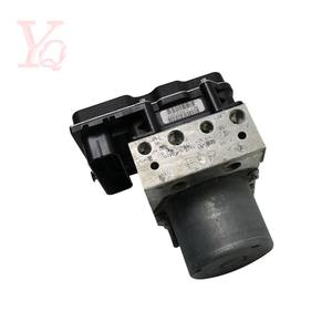 Pompa <span class=keywords><strong>ABS</strong></span> bekas asli + modul untuk AUDI <span class=keywords><strong>R8</strong></span> 4.2 5.2 OEM 420614517D OEM - Product Image 1