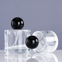 Nouveau design haut de gamme 30ml 50ml 100ml Bouteille de parfum rectangulaire vide en verre Vaporisateur de parfum Bouteille de parfum unique avec couvercle