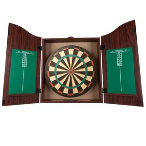 Wooden Dart board Game Set Bundle mit Steel-Tip Darts, integrierter Aufbewahrung, Dry Erase Scoreboard