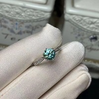 Bague en Moissanite verte de 1carat en argent sterling 925 de style vintage étanche certifiée classique CMA vente en gros