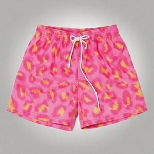 Shorts de sport décontractés pour hommes, nouveau style, en maille, 100 % polyester, infroissables, indispensables pour l'été - Product Image 2