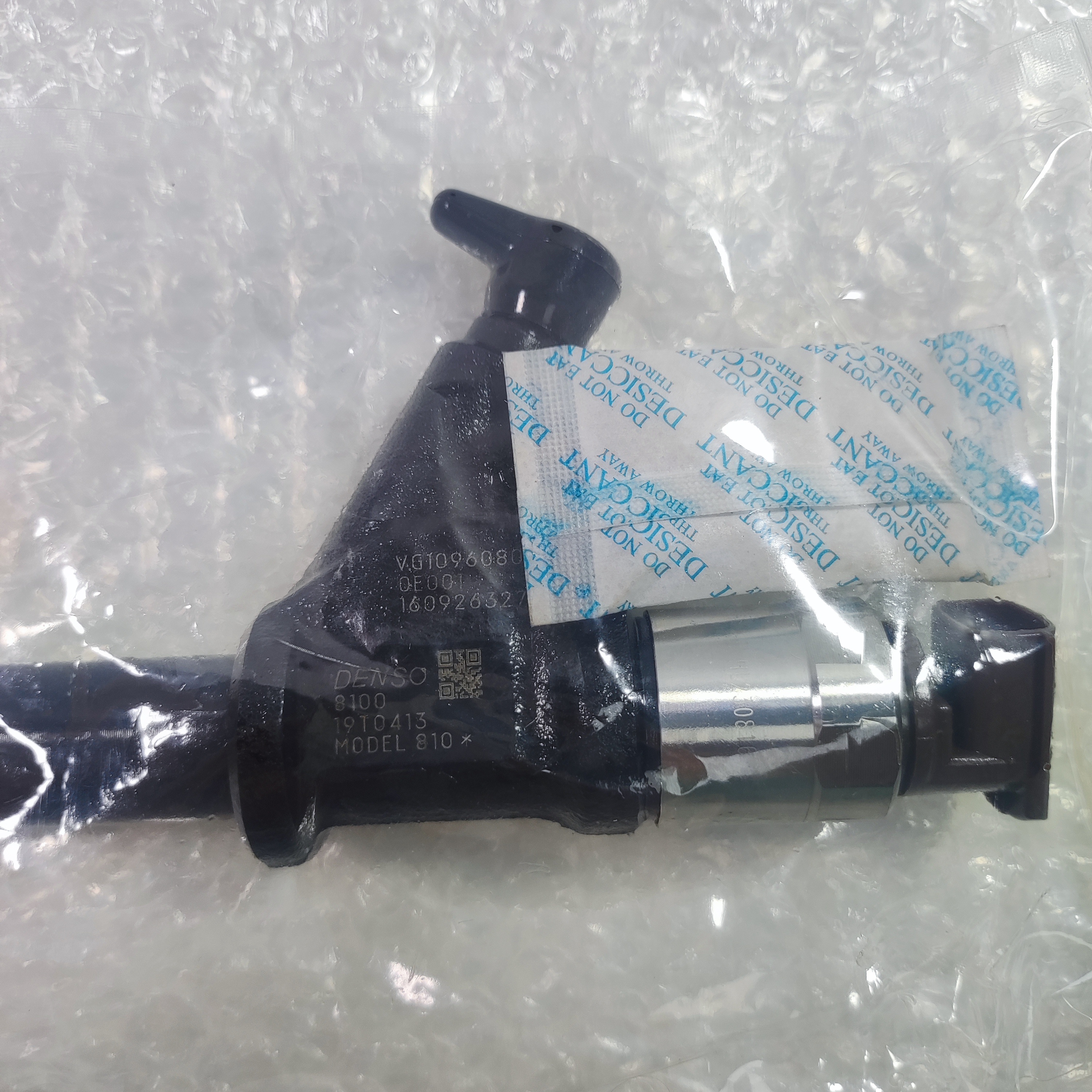 Auto Parts Fuel Injector Diesel Pump Injection 095000-8100 for Delphi Auto Fuel Common Rail Nozzle Injector