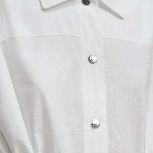 เดรสเชิ้ตผู้หญิง - ดีไซน์คอปกติดกระดุมด้านหน้า ผ้าผสมคอตตอนระบายอากาศได้ดี ความยาวปานกลาง มีเข็มขัดรัดเอว - Product Image 6