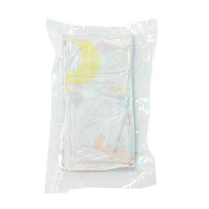 Juego de Sábanas Desechables, Funda de Edredón y Funda de Almohada con Diseño Celestial, SMS No Tejido, para Uso Hotelero, 2200x2400mm - Product Image 1