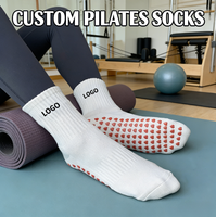 Chaussettes de yoga professionnelles, design personnalisé, chaussettes en tricot avec grip, broderie avec logo, chaussettes en coton pour femmes, chaussettes de Pilates pour studio de yoga