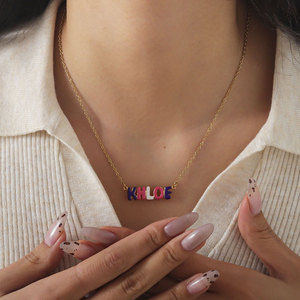 Collar Bohemio Dorado de Acero Inoxidable 316L de 18K con Placa de Identificación Personalizada con Nombre y Letra para Mujer - Product Image 4