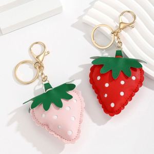 Strawberry Shaped <b>Keychain</b> Cute Fashionable Bag Charm Pendant Bag Accessories Stylish PU Leather Fruit <b>Keychain</b> - Product Image 1