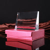 Brillant k9 plaque de cristal vide artisanat cadeau de retraite personnalisé 3d laser cristal photo plaque trophée vierge pour les récompenses des employés