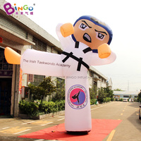 Figurine gonflable géante de dessin animé personnalisée, personnage de karaté, homme, publicité, garçon de taekwondo gonflable pour la décoration publicitaire