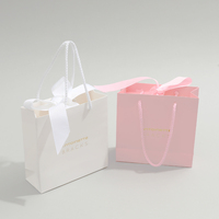 Einfache Papiertüte aus Umweltfreundlichem Material, Leicht und Praktisch für den Täglichen Gebrauch
