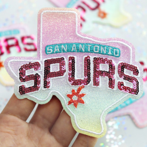 Parches de 3 pulgadas de los <span class=keywords><strong>Texas</strong></span> Spurs Fiesta, distintivos de letras de lentejuelas coloridas, <span class=keywords><strong>en</strong></span> stock, parches termoadhesivos para gorras y ropa - Product Image 3