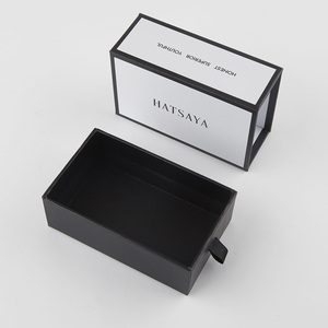 Caja de Maquillaje Portátil Mini para Niñas, Diseño Personalizado Berserk - Product Image 2