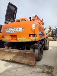 ضمان الجودة معتمد من CE ، حفارة دوسان مستعملة ذات عجلات عالية الأداء - Product Image 4