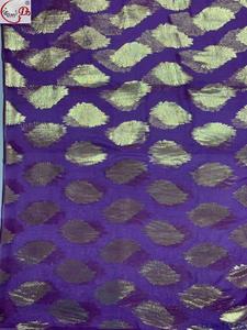 Chất Lượng Cao Thanh Lịch Mịn Phong Cách Mềm Mại Lụa Vải Chowleedee Vàng Kim Loại Phổ Biến Thiết Kế Hoa Mô Hình Cho Quần Áo - Product Image 5