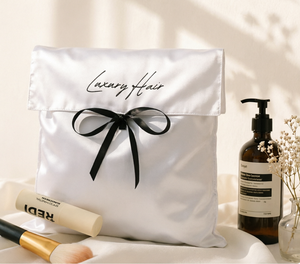 Bolsa de satén de lujo con logo personalizado de Unipack para extensiones de cabello, cosméticos o regalos. - Product Image 2