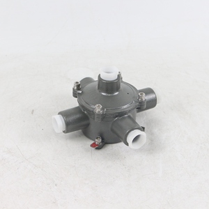 Boîte de jonction antidéflagrante IP66 G3/4 en aluminium moulé sous pression à 4 voies, accessoires de câblage étanches - Product Image 2