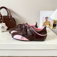Chaussures d'entraînement de style ballet pour femmes, talon caché de 5 cm, en satin, à lacets, baskets de sport pour la marche, souples, respirantes et confortables