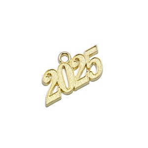 2026 2025 Año Nuevo colgante graduación borla encanto venta al por mayor año encantos para borla Diy fabricación de joyas - Product Image 2