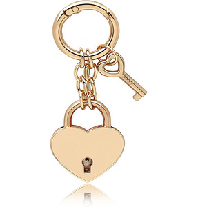Llavero con Candado de Estrella y Corazón Dorado y Plateado, Amuleto para Bolso o Cartera para Mujer, Elegante Candado de Metal con Forma de Estrella y Corazón para Parejas - Product Image 1