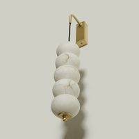 Applique murale moderne empilée en albâtre naturel, finition laiton satiné, éclairage vertical pour salon, chambre, maison, côté villa, lampe décorative