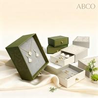 Boîte d'emballage carrée coulissante en papier de luxe Boucle en métal à motifs Boucle d'oreille Bague Pendentif Boîte à tiroir cadeau pour bijoux avec insert en mousse