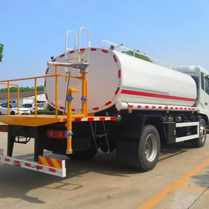 Marca Chufei, camión rociador de agua y combustible diésel de <span class=keywords><strong>10000</strong></span> litros, nueva condición, transmisión Manual, estándar de emisión Euro 3 a la venta - Product Image 2