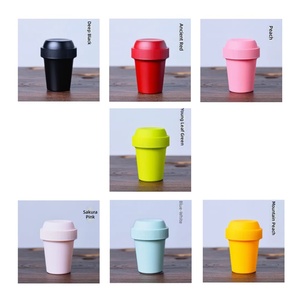 Shaker à matcha japonais Kaga Yamanaka-Nuri, pratique et écologique, fabriqué au Japon, portable, personnalisé pour une utilisation en extérieur, à la maison et au bureau - Product Image 2