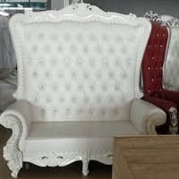 Fauteuil de luxe doré et argenté à dossier haut pour marié, mariée, roi, mariage royal