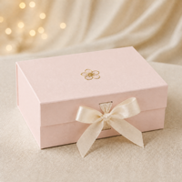Boîte magnétique rigide de luxe personnalisée rose, ruban en soie, pliable, matériau recyclable pour emballage de cadeau de mariage, emballage de parfum