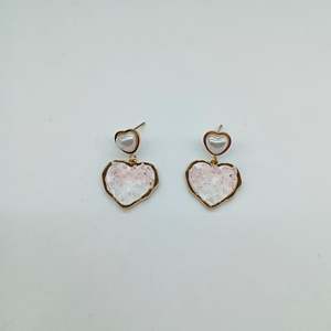 Pendientes Colgantes en Forma de Corazón, Acero Inoxidable 316L, Baño de Oro PVD, Joyería de Moda Sostenible y Resistente - Product Image 1