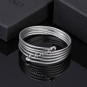 Pulsera Elástica de Acero Inoxidable con Espiral de Titanio Estilo Retro Europeo Americano de 5 mm para Mujer, Joyería de Moda - Product Image 3