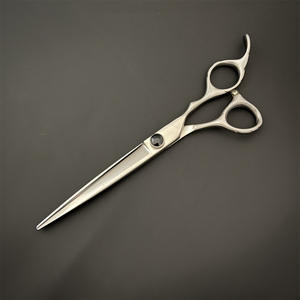 Tijeras Planas de 7 Pulgadas de Acero Inoxidable para Peluquería Canina con Acabado Mate y Piedra Preciosa Negra - Product Image 1
