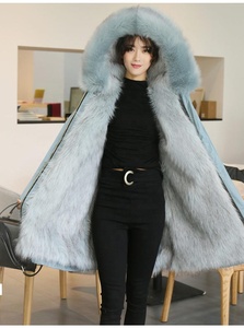Trench invernale da donna <span class=keywords><strong>con</strong></span> <span class=keywords><strong>cappuccio</strong></span> in finta <span class=keywords><strong>pelliccia</strong></span> di procione <span class=keywords><strong>con</strong></span> motivo Plaid intrecciato <span class=keywords><strong>con</strong></span> bottoni lunghi in <span class=keywords><strong>pelliccia</strong></span> di volpe Parka - Product Image 5