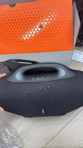 Altavoz Portátil para el Hogar 2026, Altavoz Inalámbrico BT <span class=keywords><strong>de</strong></span> 4.ª Generación para Deportes al Aire Libre, Subwoofer <span class=keywords><strong>de</strong></span> Mano BOOMsBOXs4 - Product Image 3