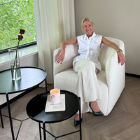 Fauteuil lounge moderne en bois massif et rembourré, fauteuil de détente individuel pour hall d'hôtel, café, zone de réception